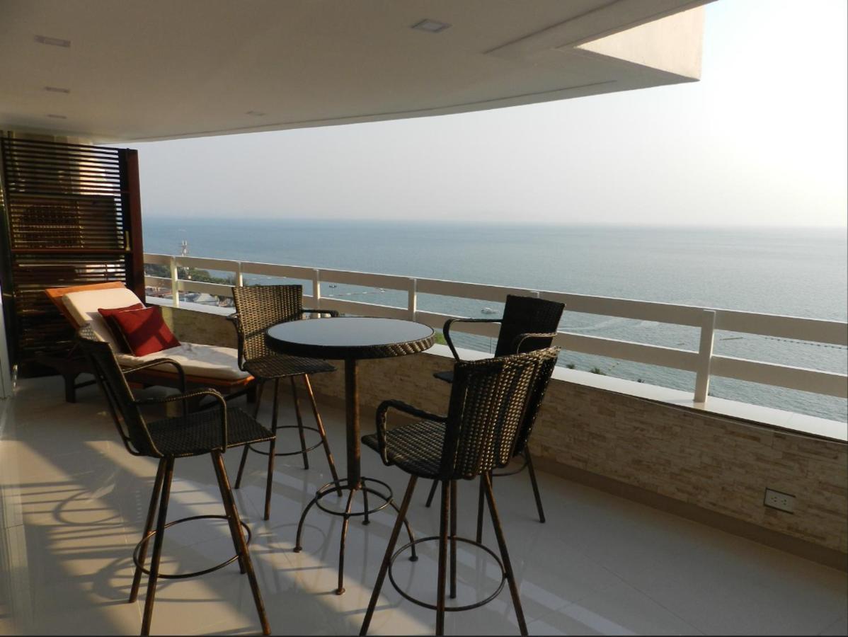 Jomtien Plaza Condotel Exterior photo